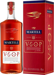 Французька коньяк Martell VSOP Aged in Red Barrels, gift box, 0.7 л