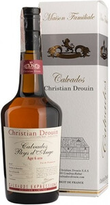 Christian Drouin, Calvados Pays dAuge Fut de Pommeau 6 Ans, gift box, 0.7 л