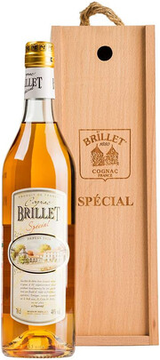 In the photo image Brillet, Special Petite Champagne, gift box, 0.7 L