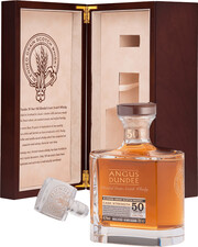Виски Angus Dundee Blended Grain 50 Years Old, wooden box, 0.7 л