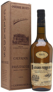 На фото изображение Calvados Pierre Huet, Vieux Pays dAuge AOC, gift box, 0.7 L (Кальвадос Пьер Юэ, Вье Пэи дОж, в подарочной коробке объемом 0.7 литра)