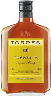 На фото изображение Torres 10 Gran Reserva, 0.35 L (Торрес 10 Гран Ресерва объемом 0.35 литра)