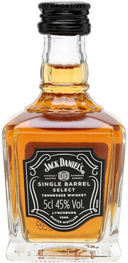 На фото изображение Jack Daniels Single Barrel, 0.05 L (Джек Дэниэлс Сингл Баррель в маленьких бутылках объемом 0.05 литра)