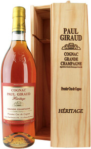 На фото изображение Paul Giraud, Heritage Grande Champagne Premier Cru, wooden box, 0.7 L (Поль Жиро, Эритаж Гранд Шампань Премье Крю, в деревянной коробке объемом 0.7 литра)
