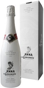 Игристое вино Anna de Codorniu Blanc de Blancs Brut Reserva, gift box