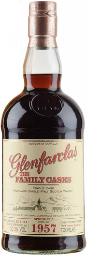 На фото изображение Glenfarclas 1957 Family Casks (50,3%), 0.7 L (Гленфарклас 1957 Фэмили Каскс (50,3%) в бутылках объемом 0.7 литра)