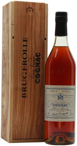 Brugerolle, Tres Vieux Reserve Speciale, wooden box, 0.7 л
