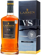Larsen VS, gift box, 0.7 л