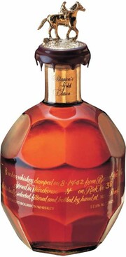In the photo image Blantons Gold Edition, 0.7 L