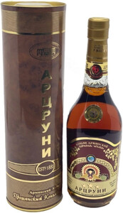 Arcruni 3 Years Old, in tube, 0.5 L