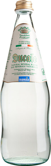 На фото изображение Ducale, Sparkling, White Glass, 0.75 L (Дукале, газированная, в белой стеклянной бутылке объемом 0.75 литра)