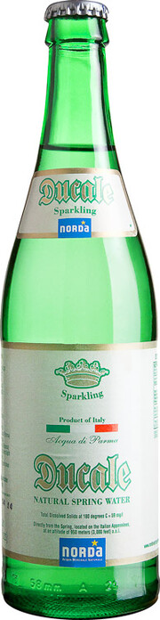 In the photo image Ducale, Sparkling, Green Glass, 0.5 L