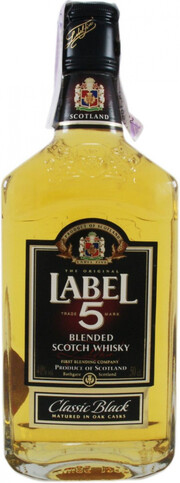 In the photo image Finest Blended Scotch Whisky Label 5, 0.5 L
