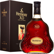 На фото изображение Hennessy X.O., with gift box, 0.7 L (Хеннесси X.O., в подарочной коробке объемом 0.7 литра)