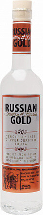 На фото изображение Русское золото, объемом 0.7 литра (Russian Gold 0.7 L)