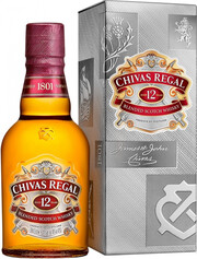 На фото изображение Chivas Regal 12 years old, with box, 0.375 L (Чивас Ригал 12-летний, в подарочной коробке в маленьких бутылках объемом 0.375 литра)
