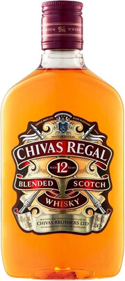 На фото изображение Chivas Regal 12 years old, flask, 0.5 L (Чивас Ригал 12-летний, фляжка в бутылках объемом 0.5 литра)