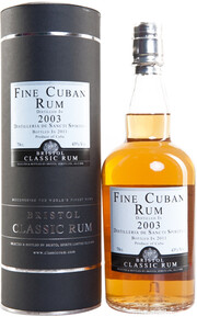 На фото изображение Bristol Classic Rum, Fine Cuban Rum, 2003, gift tube, 0.7 L (Бристоль Классик Ром, Файн Кьюбэн Ром, 2003, в подарочной тубе объемом 0.7 литра)