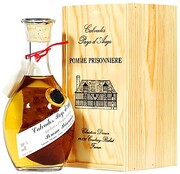 Calvados Pays dAuge Pomme Prisonniere, wooden box, 0.9 л