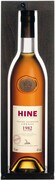 Hine Vintage Early Landed 1982, in wooden  box, 0.7 L