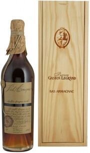 In the photo image Baron G. Legrand 1928 Bas Armagnac, 0.7 L