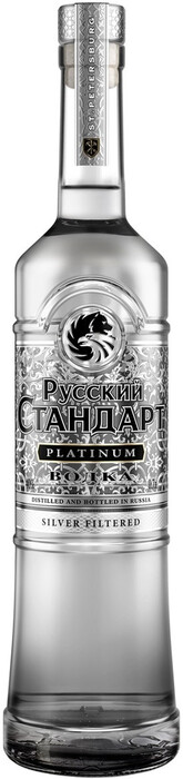 На фото изображение Русский Стандарт Платинум, объемом 0.7 литра (Russian Standard Platinum 0.7 L)
