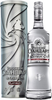 In the photo image Russian Standard Platin, gift box, 1 L