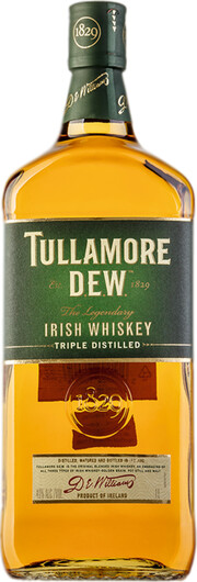 На фото изображение Tullamore Dew, 1 L (Талмор Дью в бутылках объемом 1 литр)