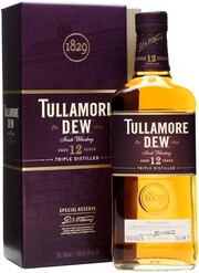 На фото изображение Tullamore Dew 12 years, gift box, 0.7 L (Талмор Дью 12-летний, в подарочной коробке в бутылках объемом 0.7 литра)
