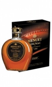 In the photo image Menuet V.S.O.P., carafe, gift box, 0.7 L