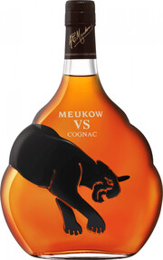 На фото изображение Meukow V.S., 0.7 L (Меуков В.С. объемом 0.7 литра)