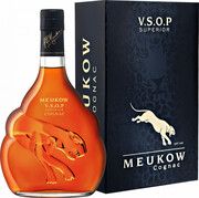 На фото изображение Meukow V.S.O.P., gift box, 0.7 L (Меуков В.С.О.П.,  в подарочной коробке объемом 0.7 литра)
