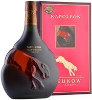 In the photo image Meukow, Napoleon, gift box, 0.7 L