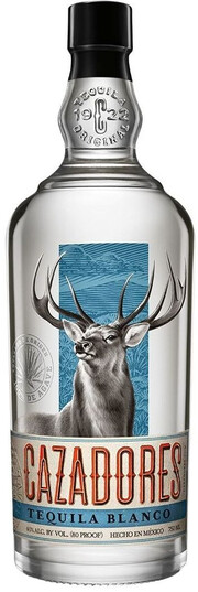 In the photo image Cazadores Blanco, 0.5 L