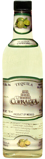 На фото изображение La Cofradia Lime, 0.5 L (Ла Кофрадия Лайм объемом 0.5 литра)