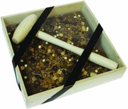 CHCO, Milk chocolate with choco balls & caramel, in wooden box with a hammer