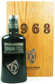 Highland Park, 1968, wooden box, 0.7 л