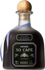 На фото изображение Patron XO Cafe Liquor, 0.75 L (Патрон ХО Кафе Ликер объемом 0.75 литра)