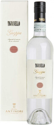 На фото изображение Grappa Tignanello, gift box, 0.5 L (Тиньянелло, в подарочной коробке объемом 0.5 литра)