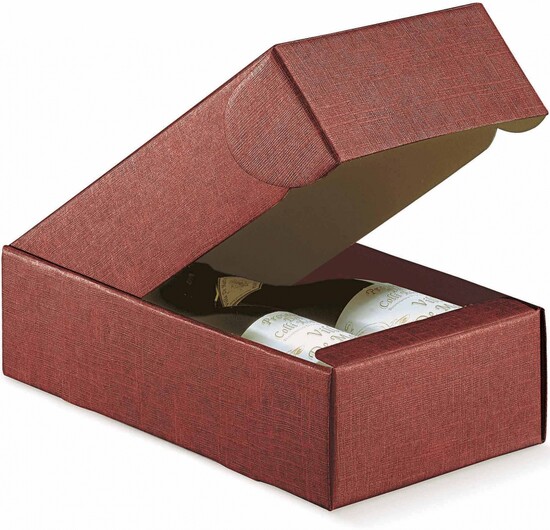 На фото изображение На фото изображение Red Cardboard Gift Box (Подарочная упаковка из картона, бордовая)