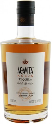 На фото изображение Agavita Anejo, 0.7 L (Агавита Аньехо объемом 0.7 литра)