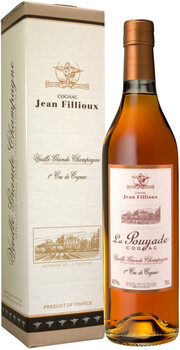 На фото изображение Jean Fillioux, La Pouyade, 0.7 L (Жан Фийу, Ла Пуайяд, в подарочной коробке объемом 0.7 литра)