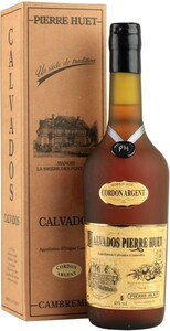 Кальвадос Calvados Pierre Huet, Cordon Argent, Calvados AOC, gift box, 0.7 л