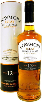 На фото изображение Bowmore 12 Years Old, gift box, 0.75 L (Бомо 12 лет, в подарочной тубе в бутылках объемом 0.75 литра)