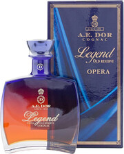На фото изображение A.E. Dor Legend, 0.7 L (А.Е.Дор Легенд в подарочной упаковке объемом 0.7 литра)
