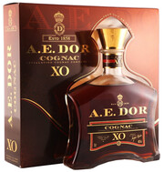 На фото изображение A.E. Dor XO Carafe, 0.7 L (А.Е.Дор ХО Карафе (графин) в подарочной упаковке объемом 0.7 литра)