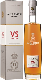 На фото изображение A.E. Dor VS Selection, with gift box, 0.35 L (А.Е.Дор Селекшн в подарочной упаковке объемом 0.35 литра)