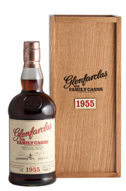 Виски Glenfarclas 1955 Family Casks (45,4%), in wooden box, 0.7 л