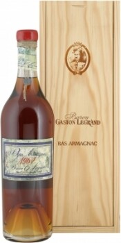 In the photo image Baron G. Legrand 1967 Bas Armagnac, 0.7 L