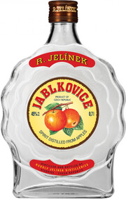 На фото изображение R. Jelinek, Jablkovice, 0.7 L (Рудольф Елинек, Яблоковица объемом 0.7 литра)